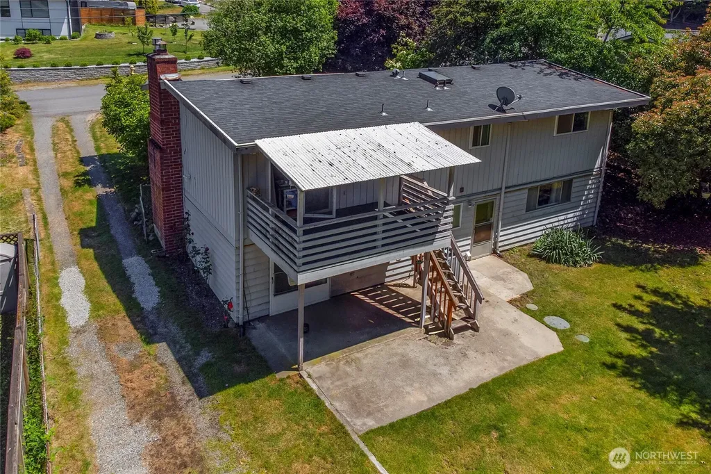 35745 26th Avenue S Federal Way WA 98003