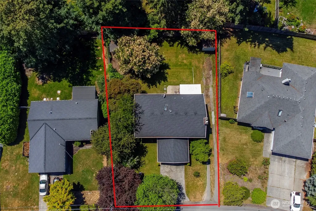 35745 26th Avenue S Federal Way WA 98003