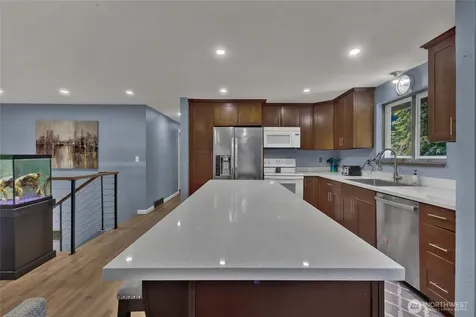 35745 26th Avenue S Federal Way WA 98003