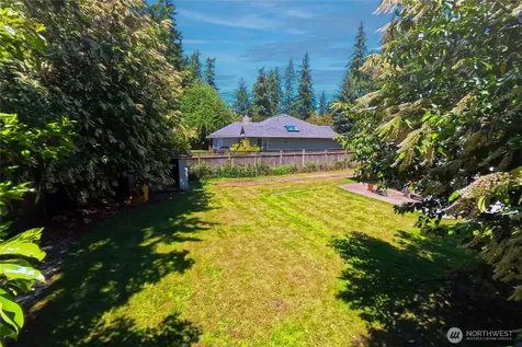 35745 26th Avenue S Federal Way WA 98003