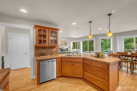 14027 SE 278th Street Kent WA 98042