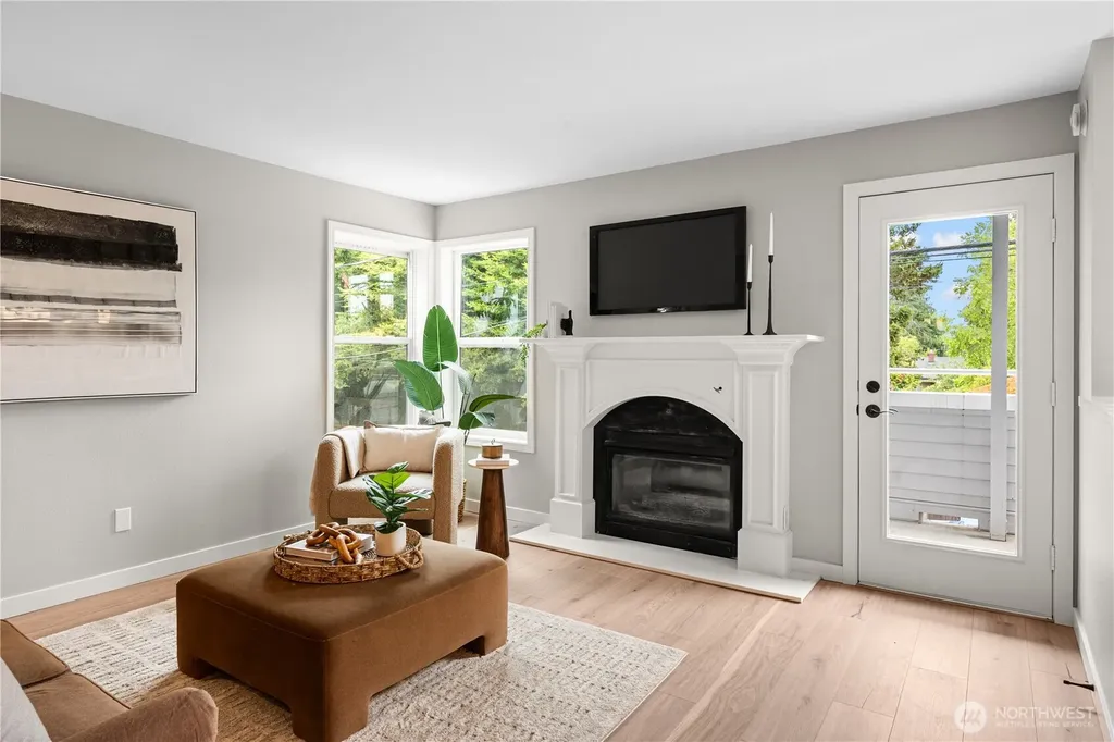 3435 California Avenue SW Seattle WA 98116