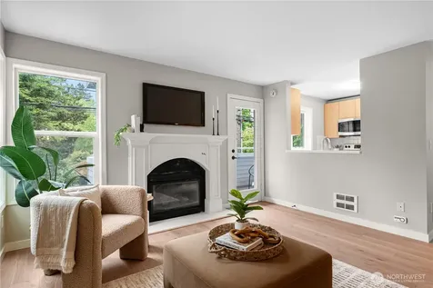 3435 California Avenue SW Seattle WA 98116