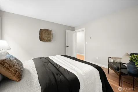 3435 California Avenue SW Seattle WA 98116
