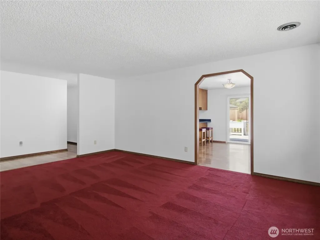 501 Penguin Court SE Lacey WA 98503