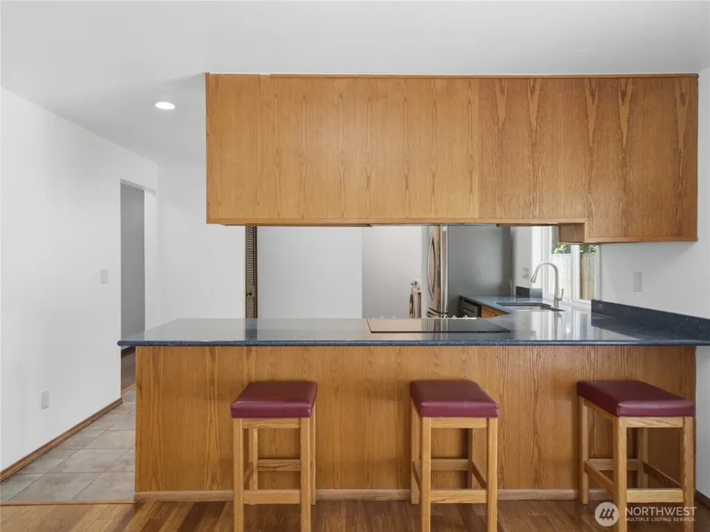 501 Penguin Court SE Lacey WA 98503