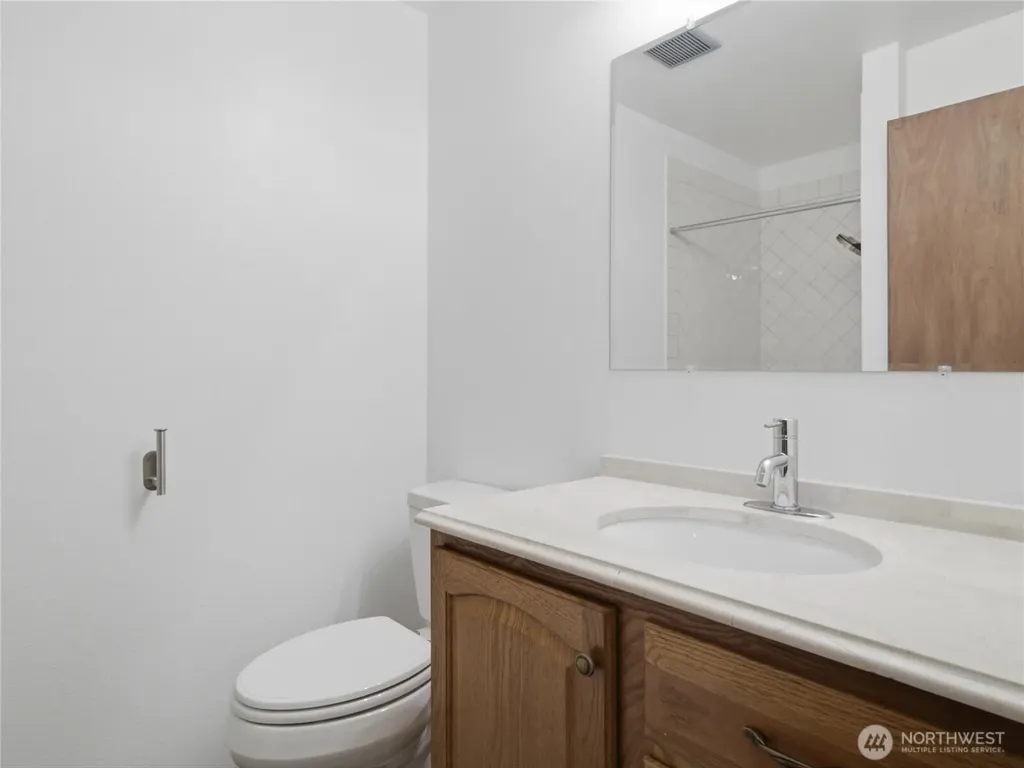 501 Penguin Court SE Lacey WA 98503