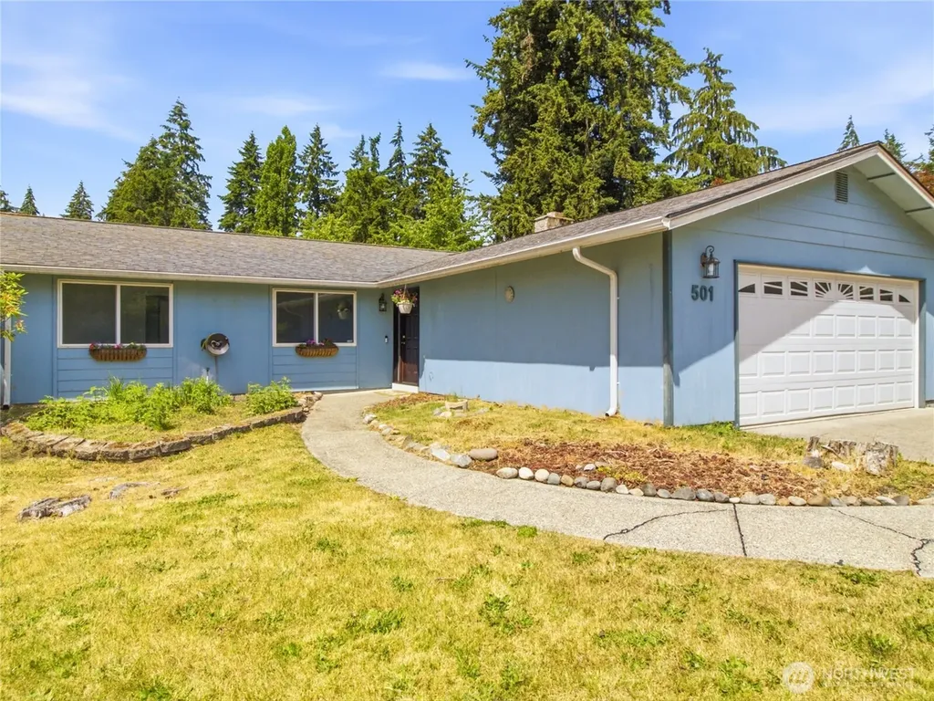 501 Penguin Court SE Lacey WA 98503