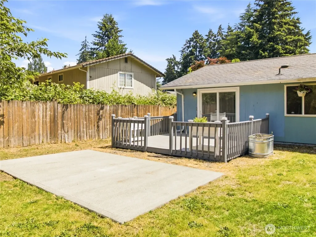 501 Penguin Court SE Lacey WA 98503