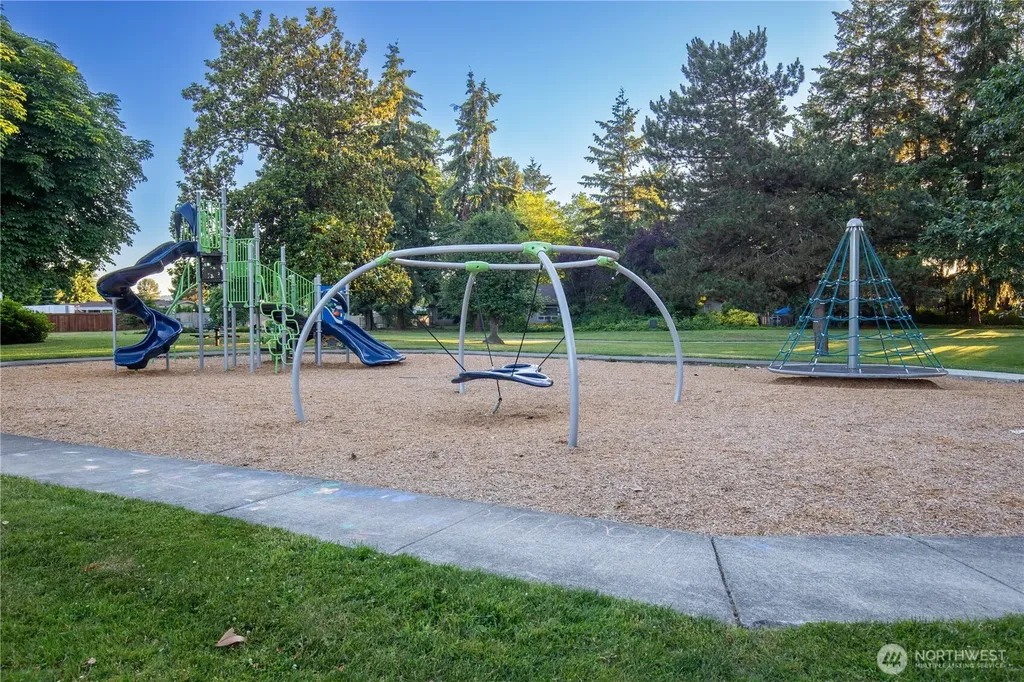 1539 22nd Street NE Auburn WA 98002