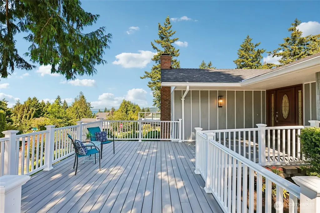 5925 94th Street SW Mukilteo WA 98275
