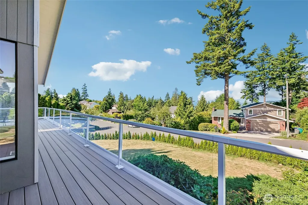 5925 94th Street SW Mukilteo WA 98275