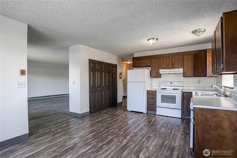 933 N Baker Avenue East Wenatchee WA 98802