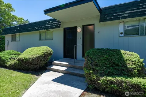 933 N Baker Avenue East Wenatchee WA 98802