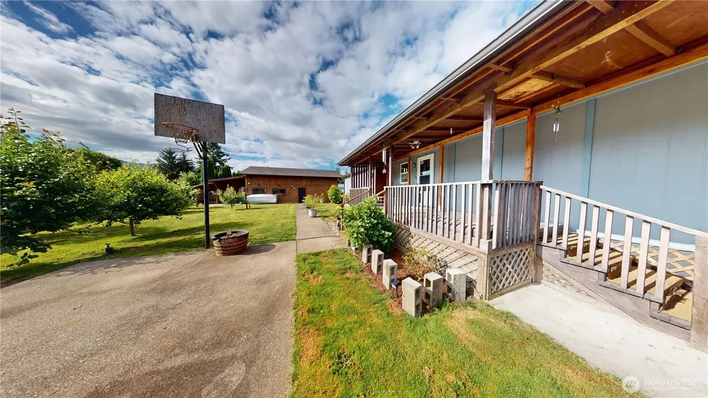 9655 Brookshire Lane Sedro Woolley WA 98284