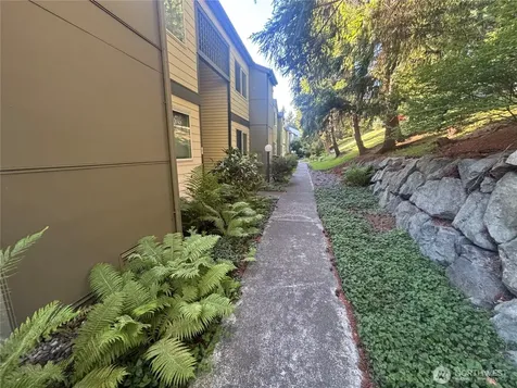 31500 33rd Place SW Federal Way WA 98023
