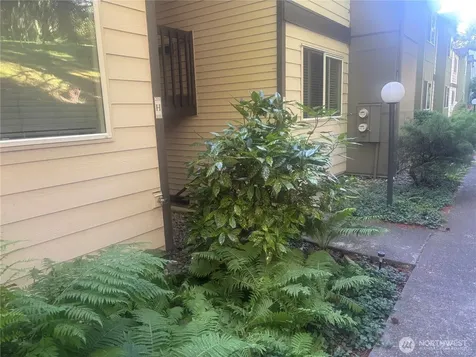 31500 33rd Place SW Federal Way WA 98023