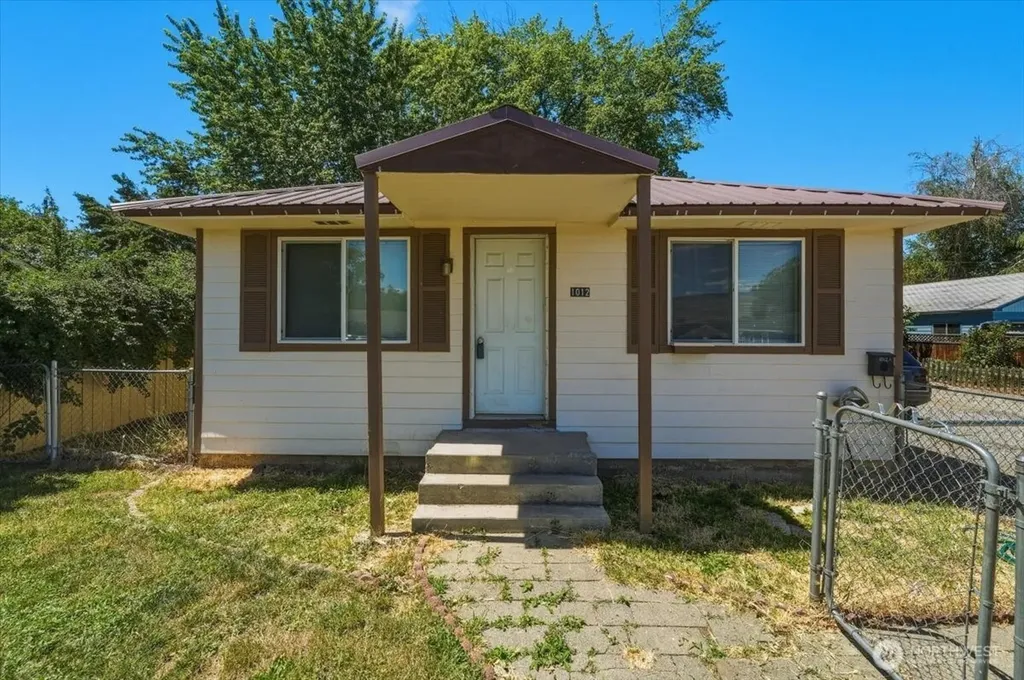1012 Yale Avenue Wenatchee WA 98801