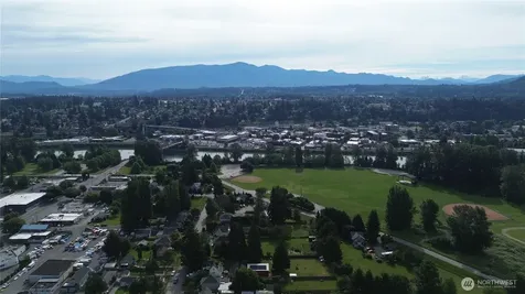 830 Garfield Street Mount Vernon WA 98273