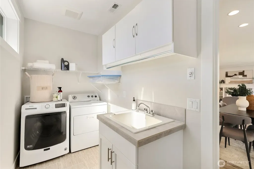 6136 Harbor Inlet Lane NW Bremerton WA 98311