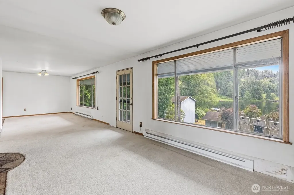 829 SW Lake Roesiger Road Snohomish WA 98290