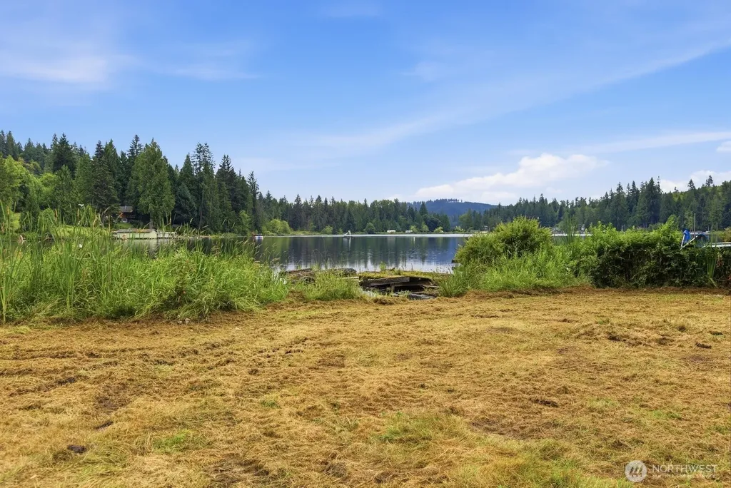 829 SW Lake Roesiger Road Snohomish WA 98290