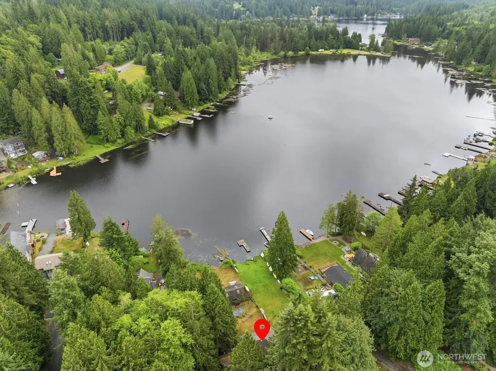 829 SW Lake Roesiger Road Snohomish WA 98290