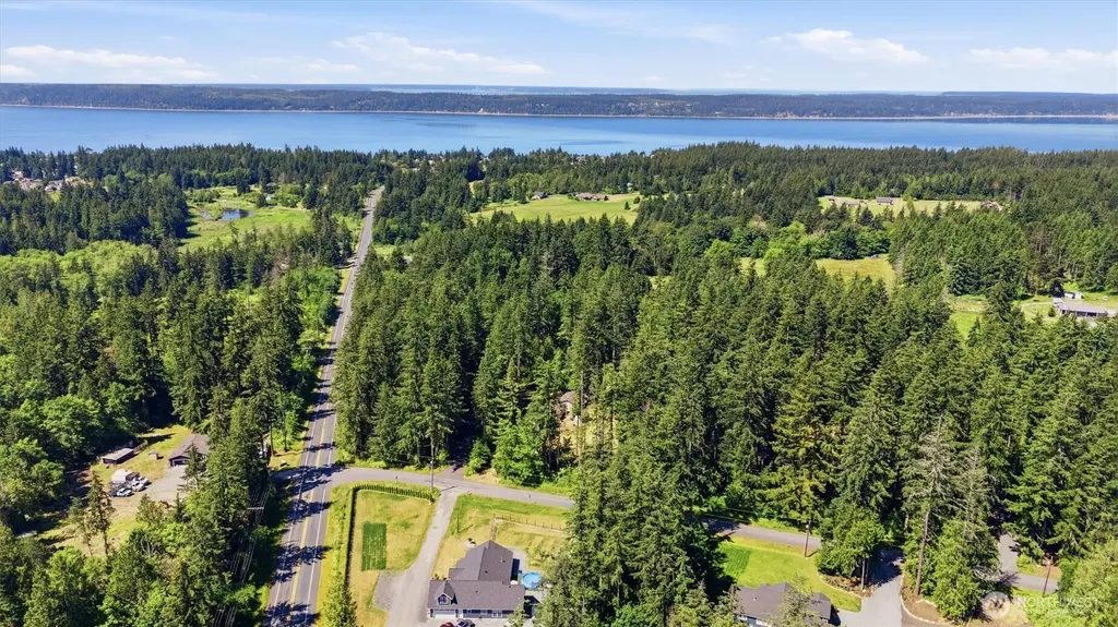 658 Lewis Lane Camano Island WA 98282