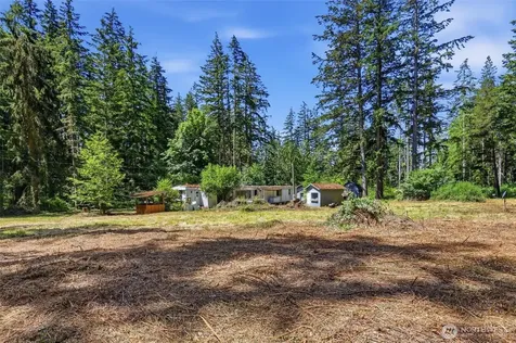 658 Lewis Lane Camano Island WA 98282