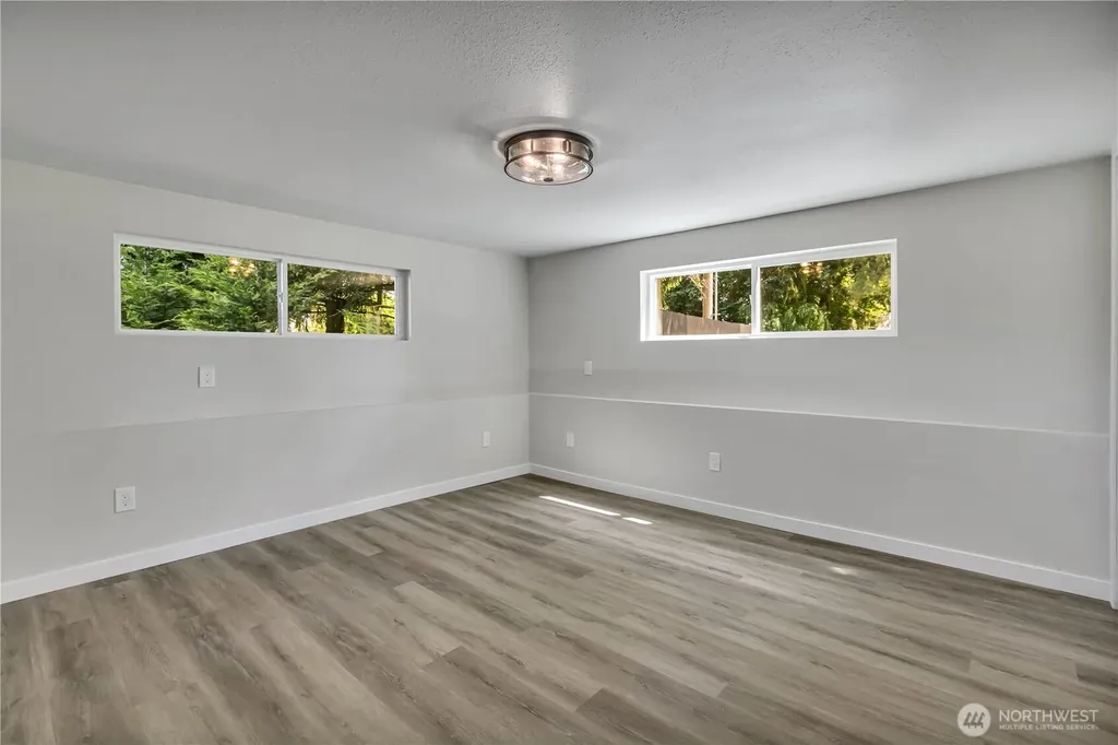 10528 25th Avenue E Tacoma WA 98445