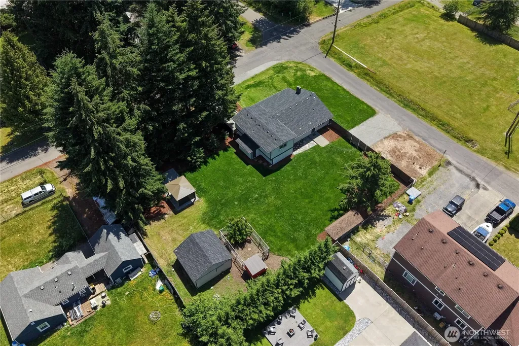 10528 25th Avenue E Tacoma WA 98445