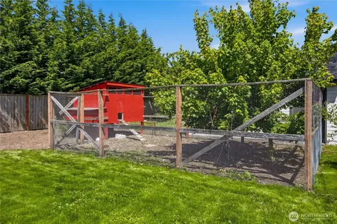 10528 25th Avenue E Tacoma WA 98445