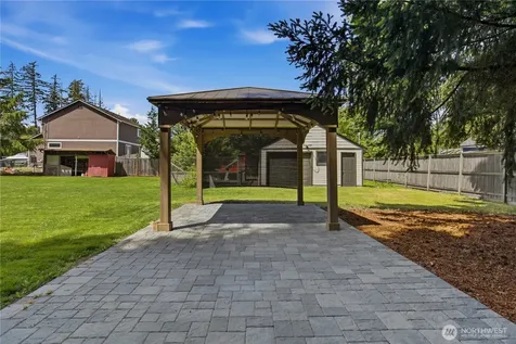 10528 25th Avenue E Tacoma WA 98445