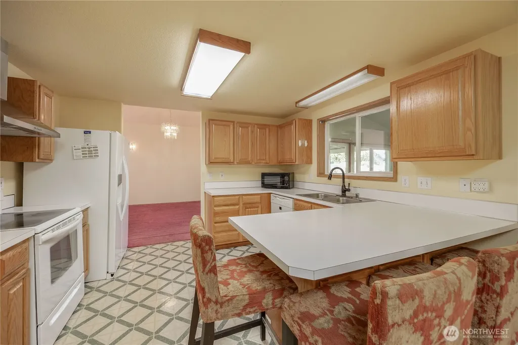 711 NE 175 Avenue Vancouver WA 98684