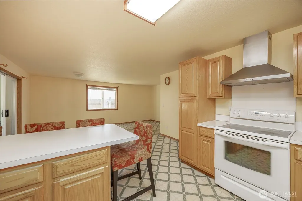 711 NE 175 Avenue Vancouver WA 98684