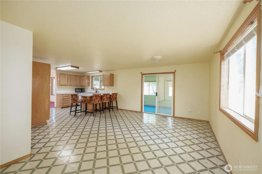 711 NE 175 Avenue Vancouver WA 98684