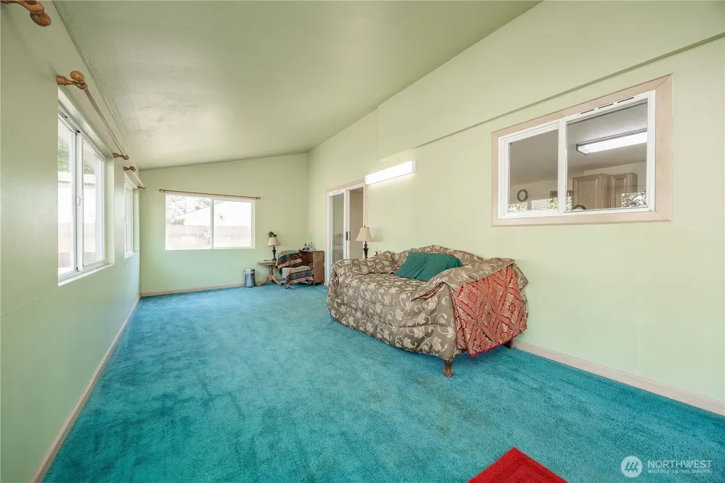 711 NE 175 Avenue Vancouver WA 98684