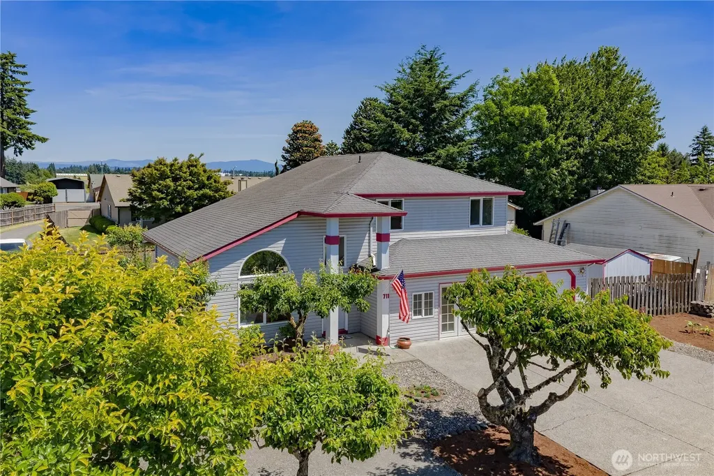 711 NE 175 Avenue Vancouver WA 98684