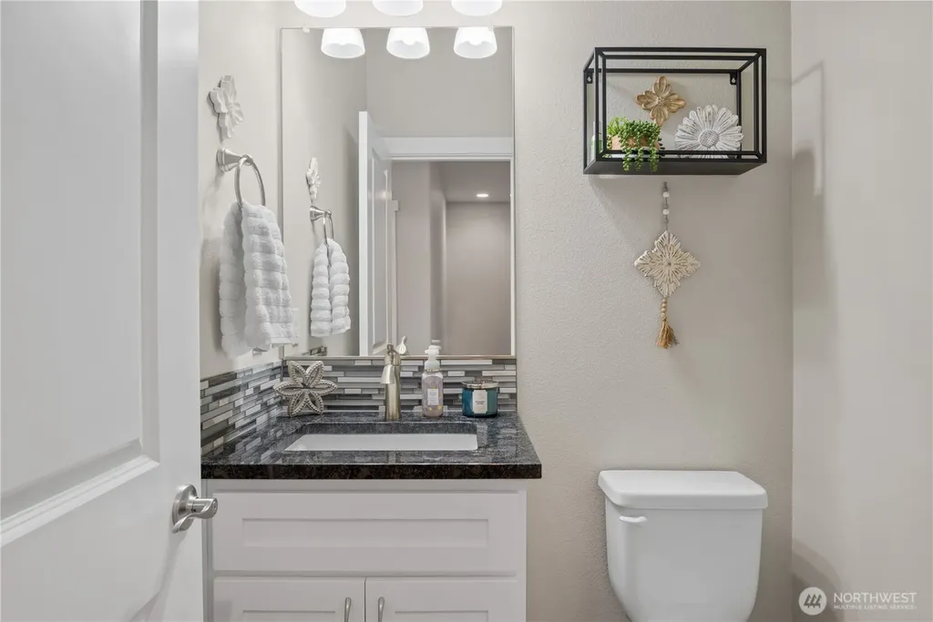 175 Shoreview Drive Kelso WA 98626