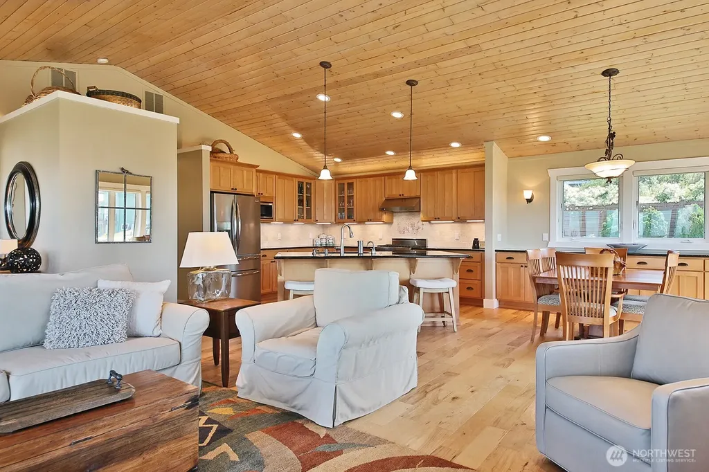 4963 Magellan Drive Freeland WA 98249