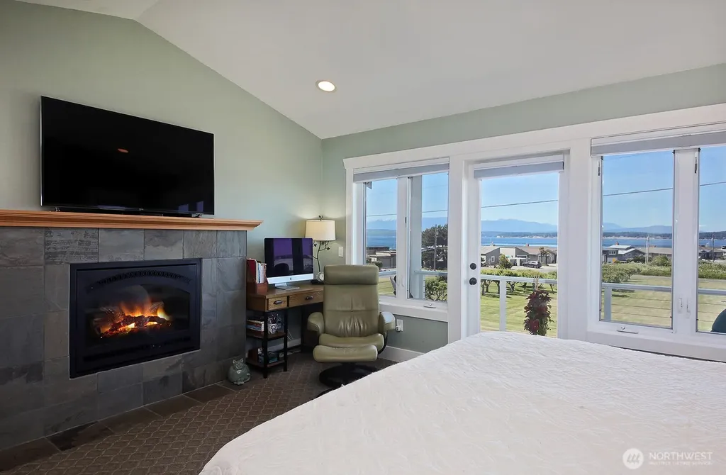 4963 Magellan Drive Freeland WA 98249