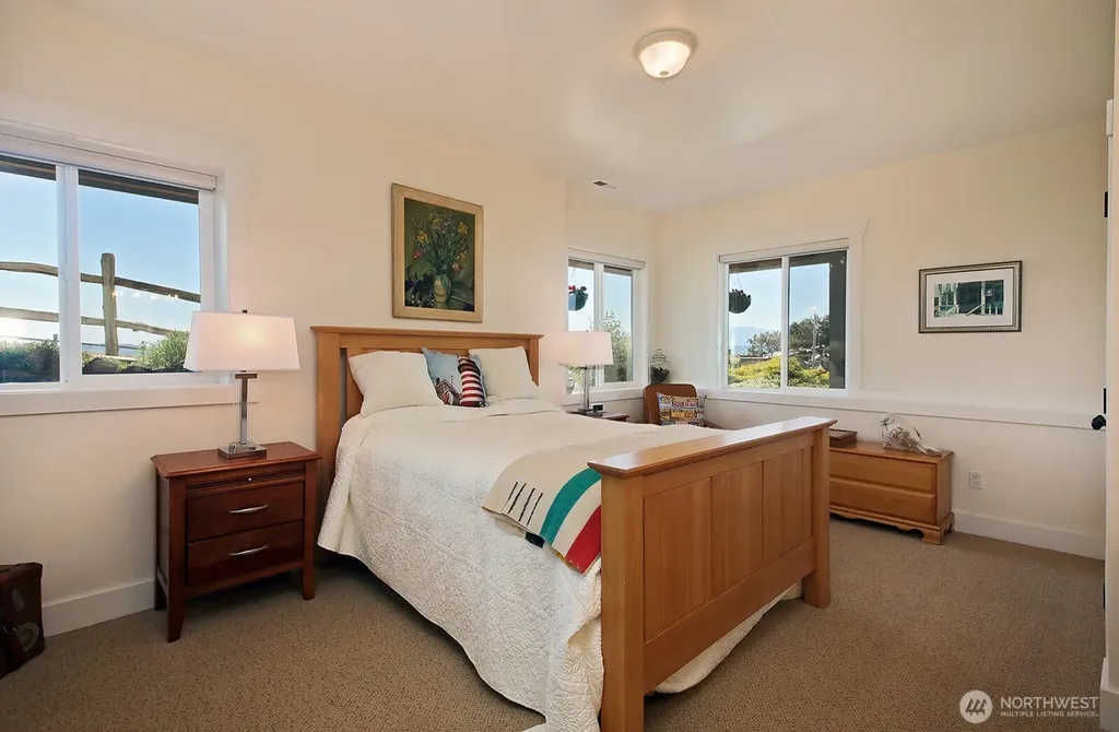 4963 Magellan Drive Freeland WA 98249