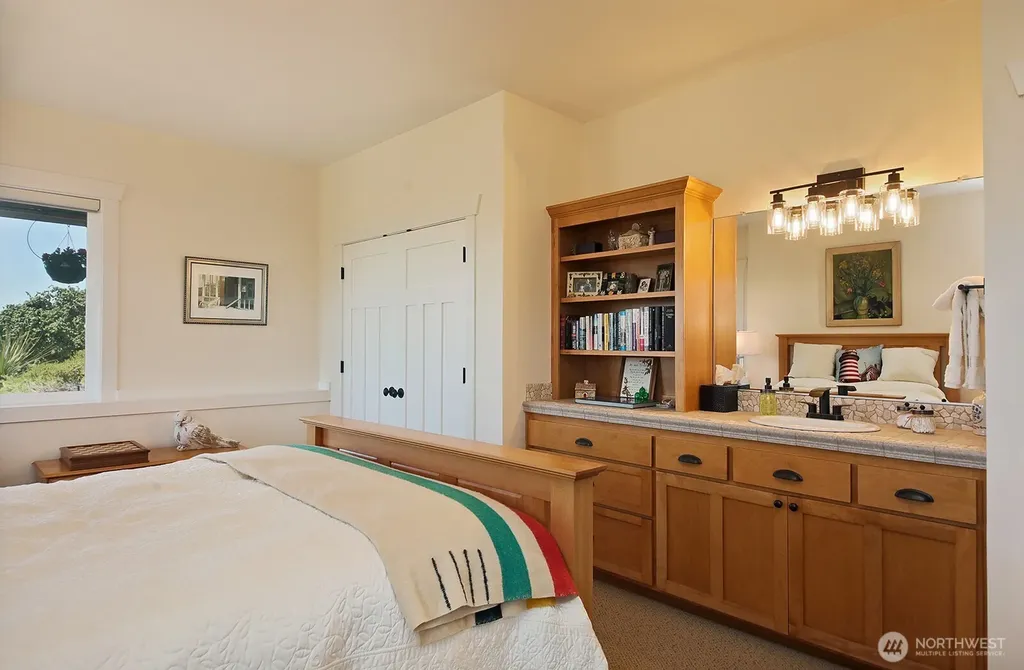 4963 Magellan Drive Freeland WA 98249