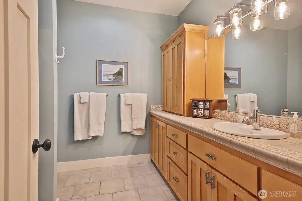 4963 Magellan Drive Freeland WA 98249