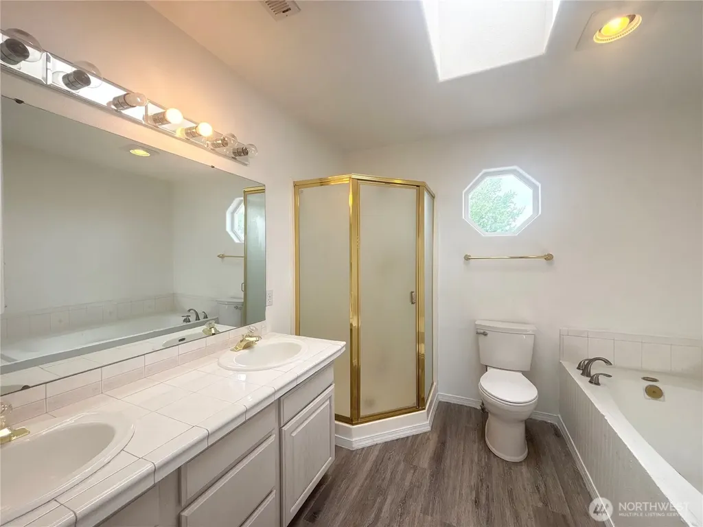 2261 Pleasant Hill Road Selah WA 98942