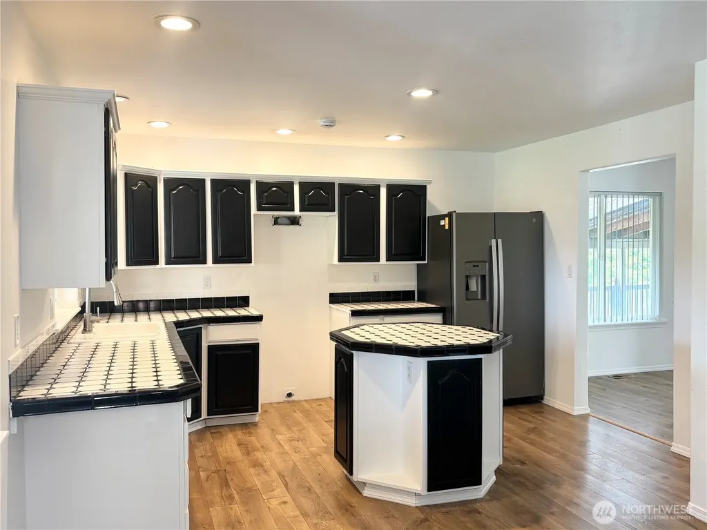 2261 Pleasant Hill Road Selah WA 98942