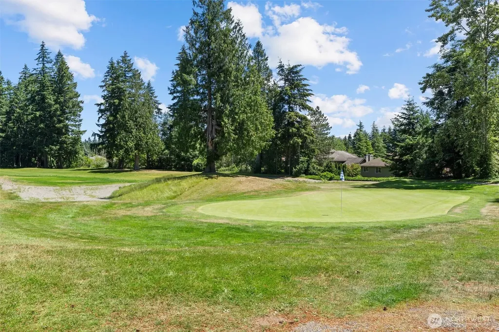 22507 SE 261st Street Maple Valley WA 98038