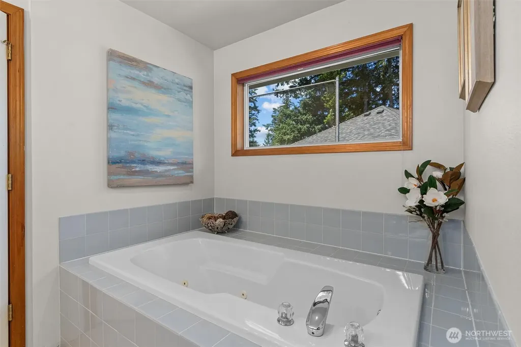 22507 SE 261st Street Maple Valley WA 98038
