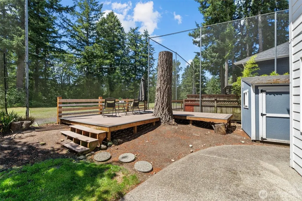 22507 SE 261st Street Maple Valley WA 98038