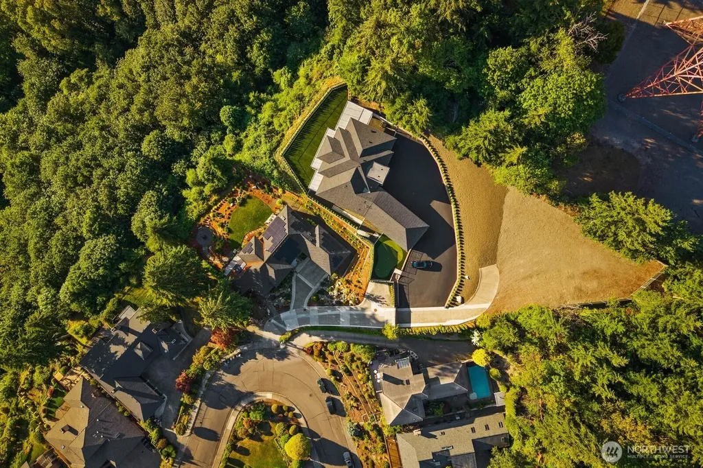 3024 N Vista View Drive Tacoma WA 98407